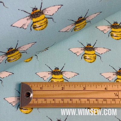 100% Cotton Poplin Bee Print - 01cp0395skybee - 1m 